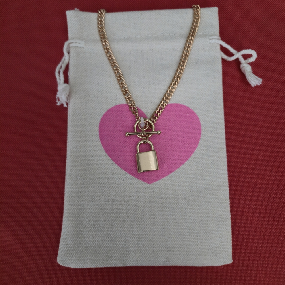 Vday Gift Gold Lock Necklace Toggle Clasp 16” Chain Minimal Statement Jewelry